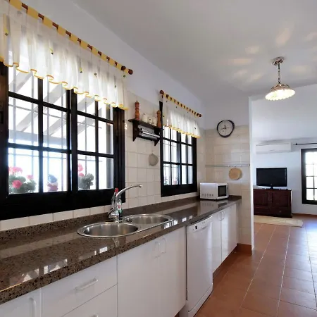 Belvilla By Oyo Casa Loli Villa